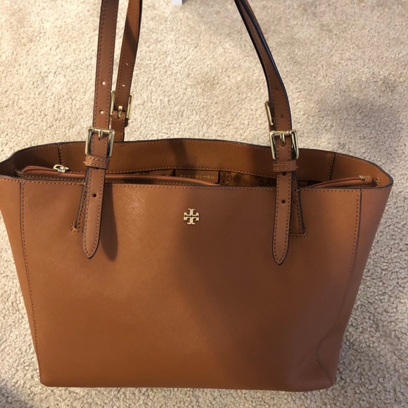 Tory Burch Handbags - Tory Burch Saffiano Leather Tote
